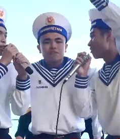 Hòa ca trên sóng Trường Sa
