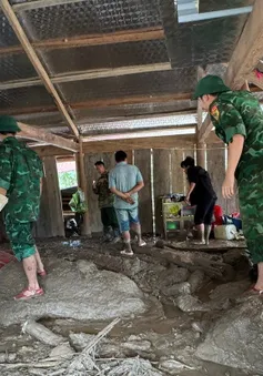 Nghệ An: Bộ đội biên phòng giúp nhân dân khắc phục hậu quả sau trận lũ quét