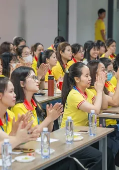 Tăng cường đối thoại để từng bước xây dựng quan hệ lao động hài hòa, ổn định