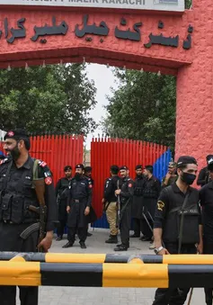 Hơn 200 tù nhân vượt ngục sau trận động đất gây hoảng loạn ở Pakistan