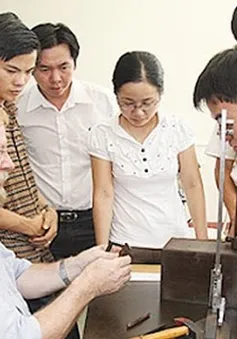 Đề xuất giảm thời gian cấp giấy phép cho lao động nước ngoài tại Việt Nam xuống còn 10 ngày