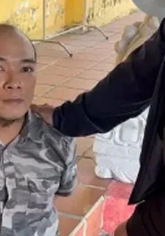 Trà trộn vào Tam Giang Thánh Điện, trộm kiềng vàng trên tượng thánh đi bán