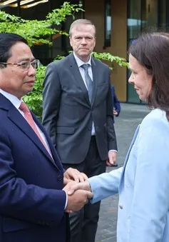 Thủ tướng thăm trung tâm chính phủ số hàng đầu thế giới tại Estonia