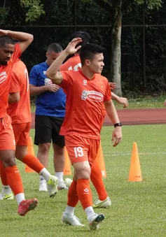 Thầy trò HLV Kim Sang-sik tích cực rèn quân, tuyển Malaysia vẫn "giấu bài"