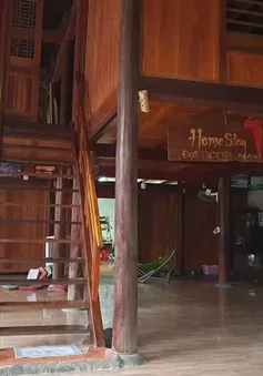 Nghệ An: Xã miền núi nợ hàng trăm triệu đồng tiền tiếp khách, văn phòng phẩm