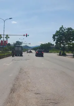 Nghệ An: Dự án đường 300 tỷ xuống cấp nghiêm trọng