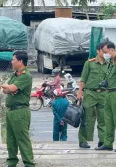 Hai người tử vong khi cố băng qua đường sắt có gác chắn cảnh báo