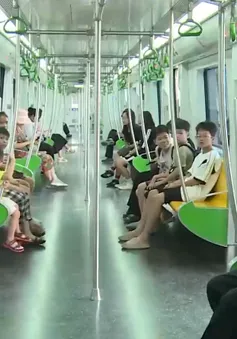 Mỗi ngày 65.000 người chọn tàu điện: Metro đang thay đổi thói quen đi lại