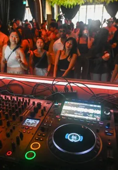 "Vũ trường tỉnh táo" - nhịp điệu mới của gen Z ở Singapore