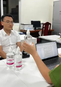 Lời khai của Phó Chủ tịch thị trấn ở Hà Nội sản xuất cồn y tế giả