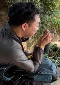 Nam thanh niên mắc kẹt khi leo núi Hàm Lợn một mình