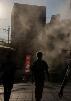Nhật Bản và Trung Quốc đối mặt nắng nóng và thời tiết cực đoan