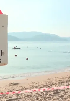 Du khách bị thương vì sà lan đắm: Nỗi lo nằm dưới lớp cát Nha Trang