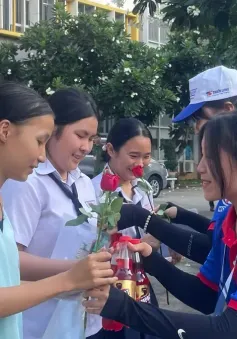 Phà xuyên đêm, xe buýt đưa đón: TP Hồ Chí Minh chăm lo thi Tốt nghiệp THPT