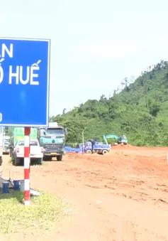 Đẩy nhanh tiến độ mở rộng tuyến cao tốc La Sơn - Hòa Liên