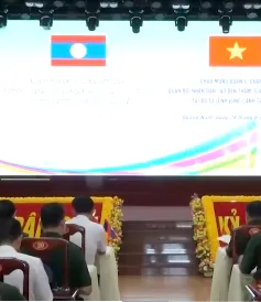 Đoàn sĩ quan trẻ Quân đội nhân dân Lào thăm và giao lưu tại Bộ Tư lệnh Vùng Cảnh sát biển 2