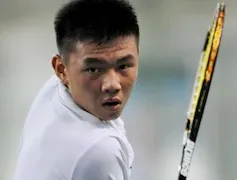 Lý Hoàng Nam bị Liên đoàn Quần vợt Việt Nam nhắc nhở