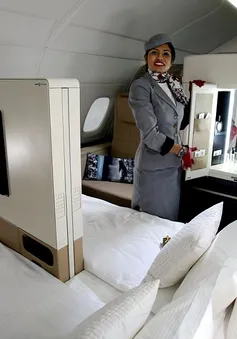 Khách sạn 5 sao trên độ cao 10.000m