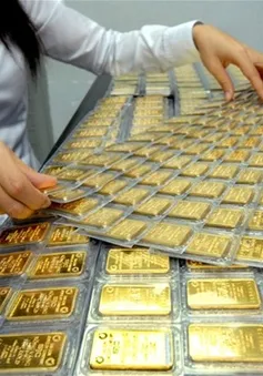 Techcombank, Nam Á - tiếp nối các ngân hàng được "chọn mặt gửi vàng"