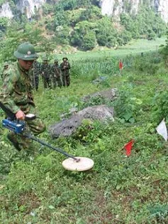 THTT: Chung tay khắc phục hậu quả bom mìn (20h30, 13/3, VTV1)