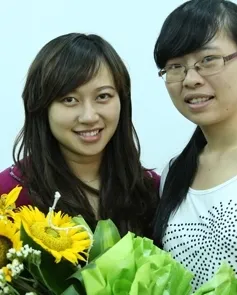 Trò chuyện trực tuyến với họa mi Khánh Linh