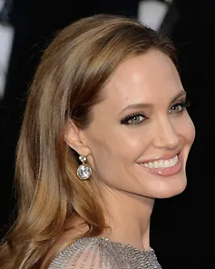 Angelina Jolie: Phim mới với Brad Pitt không phải là "bom tấn"