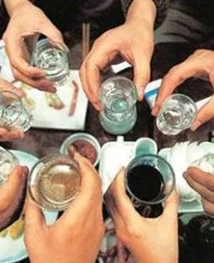 Những tác hại khi uống “quá chén”