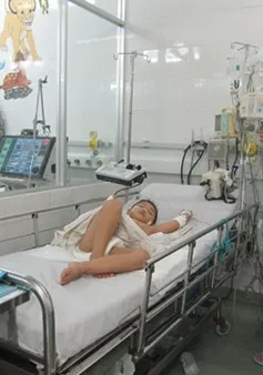 Cấp cứu thành công một trẻ bị sốc sốt xuất huyết nặng