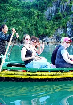 Hơn 670.000 lượt khách quốc tế đến Việt Nam trong tháng 5