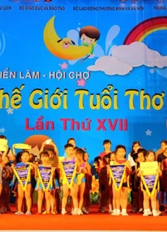 "Thế giới tuổi thơ" hấp dẫn các em nhỏ dịp 1/6
