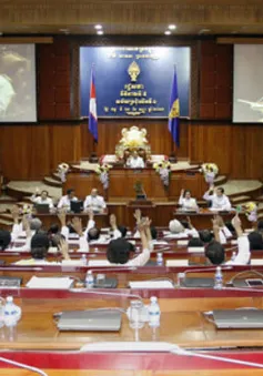 Ông Heng Samrin được bầu làm Chủ tịch Quốc hội Campuchia