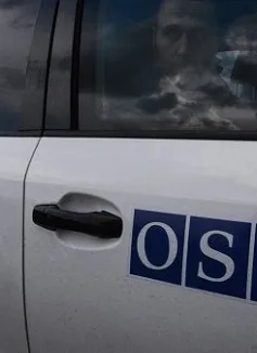 Quan sát viên OSCE có mặt tại cửa khẩu Nga - Ukraine