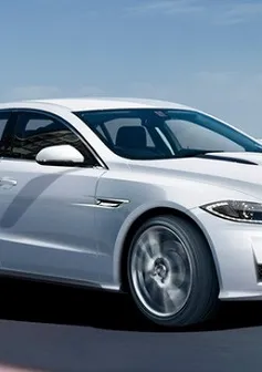 Jaguar tấn công trực diện BMW 3-Series