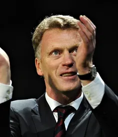 Man Utd thoát "cửa tử", David Moyes "nổ" vang trời