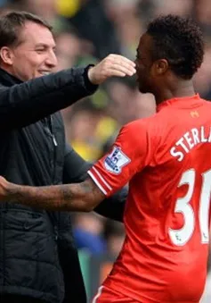 Liverpool sắp vô địch, HLV Rodgers tâng "người hùng" Sterling lên mây xanh