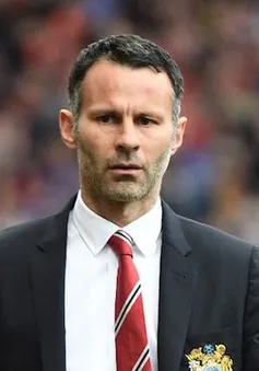 Người cũ của Man Utd không ủng hộ Ryan Giggs ngồi ghế nóng