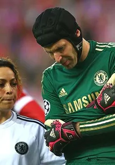 Petr Cech sẽ bình phục chấn thương trước mùa giải mới