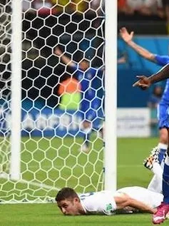 Anh 1-2 Italy: Tam Sư vướng "đá tảng", bảng "tử thần" hứa hẹn hấp dẫn