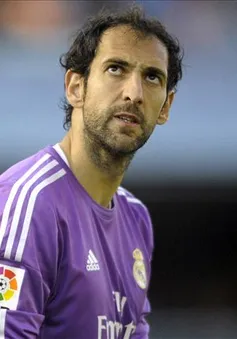 Diego Lopez cay cú: Tôi xuất sắc hơn Iker Casillas