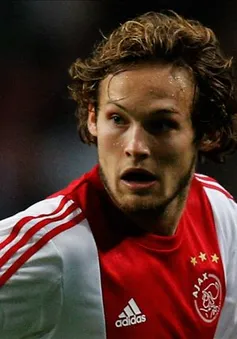 Daley Blind công khai "tỏ tình" với Barca và Man Utd