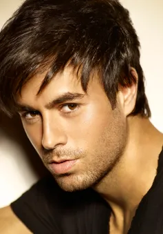 Enrique Iglesias: Tôi hoàn toàn chắc chắn về giới tính của mình