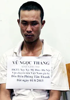 Thu hơn 600 triệu đồng tiền giả "tuồn" vào Việt Nam