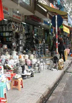 Nhà mặt phố - "Thước đất vàng" không xuống giá