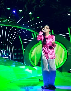 “Chị Bảy” Minh Thuận văng guốc, Mỹ Linh trổ tài hát ru tiếng Nam bộ