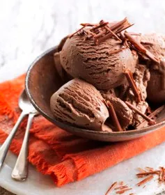 Làm kem chocolate không cần dùng máy