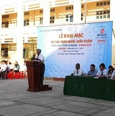 Sử dụng máy tính cầm tay trong các kỳ thi là cần thiết