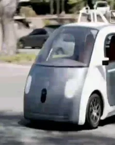 Google ra mắt mẫu xe không phanh, không vô lăng