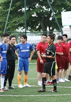 Sôi động giải bóng đá Vinhomes Football Cup 2014