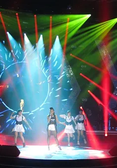 Hậu trường liveshow 2 Sao Mai Điểm hẹn 2014 trước giờ G: Đậm chất rock