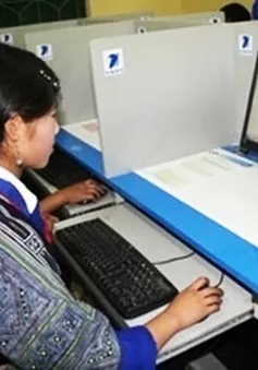 "Máy tính đầu tiên - Thắp sáng tương lai" 